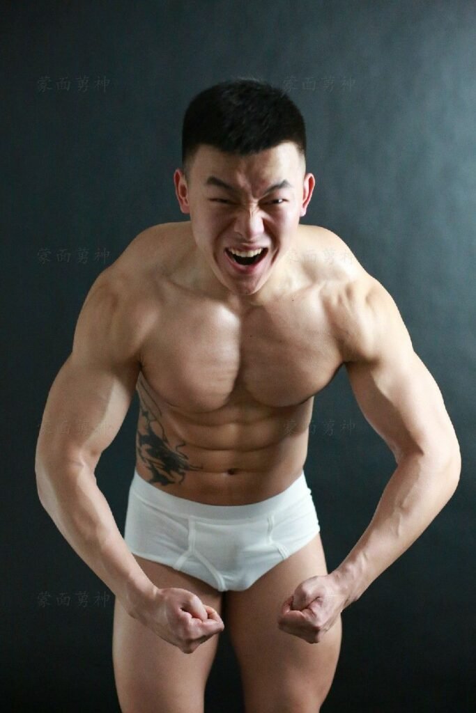蒙面男神 vol1967436120291466380