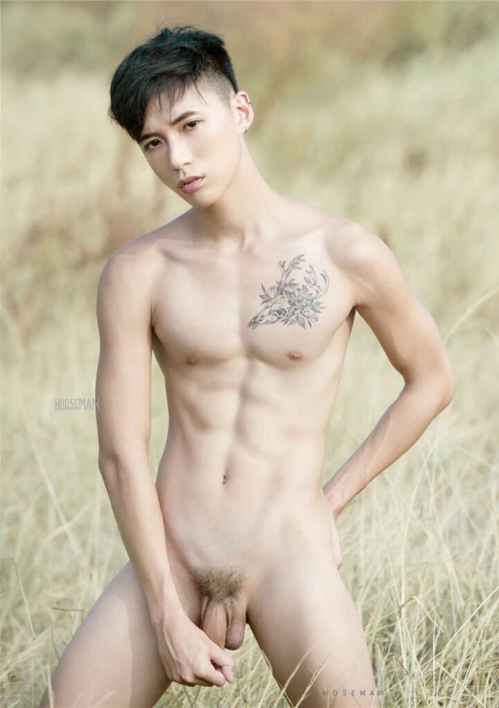 whoseman no2129602856637984868