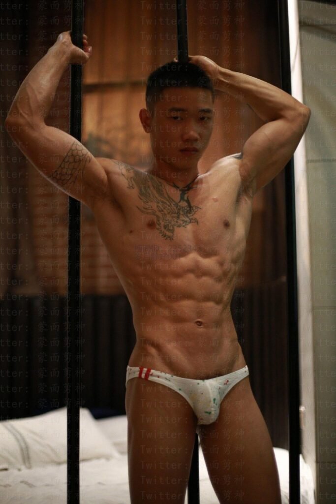 蒙面男神 no8052383319347198072